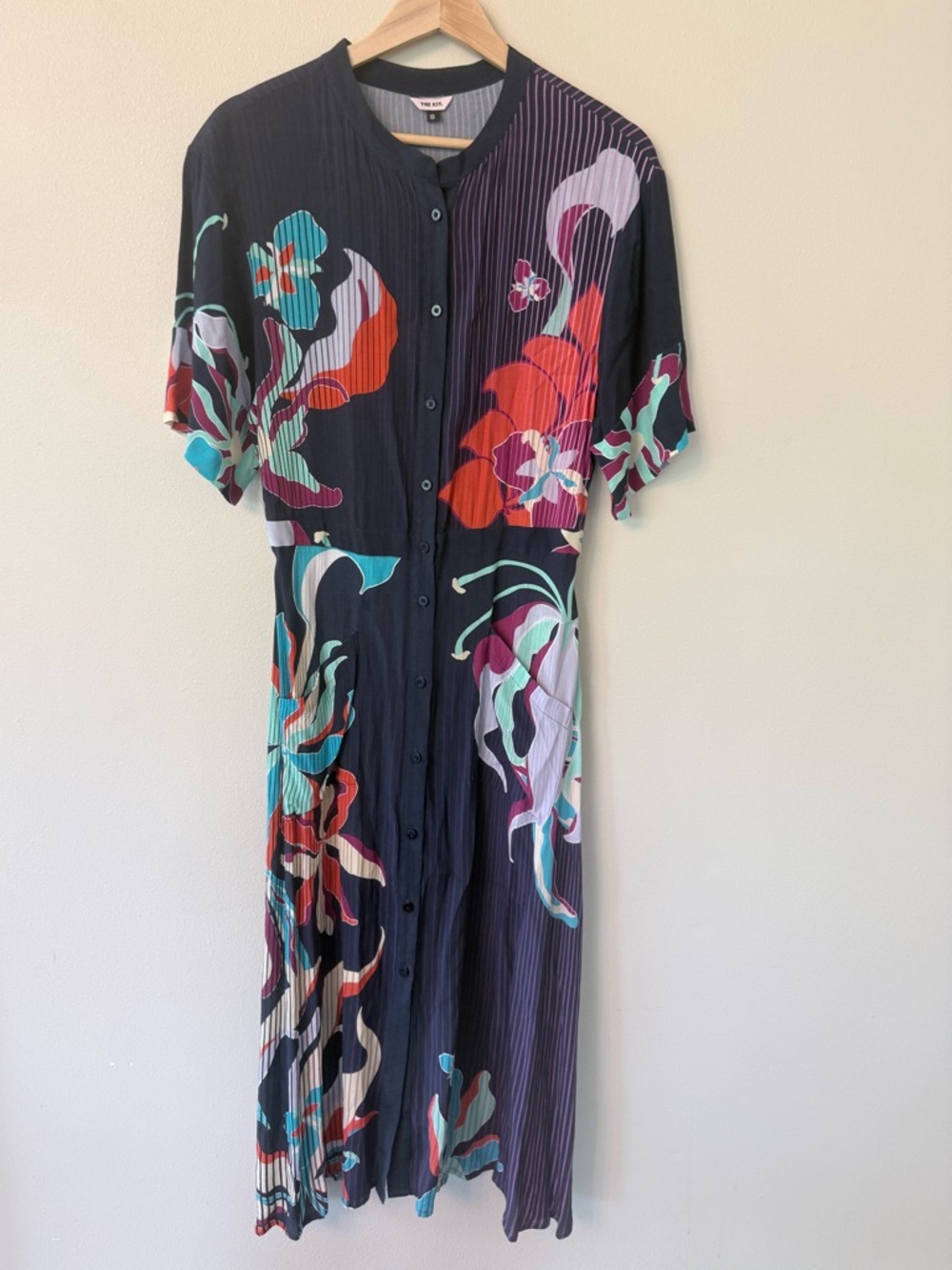 The Kit Cobie Shirtdress Navy Tropics Size 8 Button Front Midi Floral - Picture 3 of 12